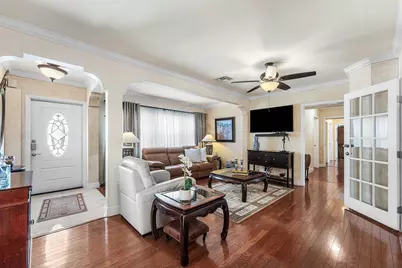 800 NE 6th Street #1, Fort Lauderdale, FL 33304 - Photo 2