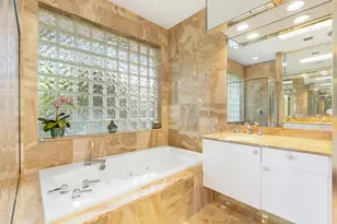 12 Sutton Dr, Boynton Beach, FL 33436 - Photo 24