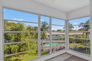 941 Crystal Lake Dr, Deerfield Beach, FL 33064 - Photo 12