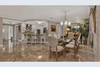 3745 Oaks Clubhouse Drive #V-8, Pompano Beach, FL 33069 - Photo 20