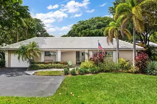 3745 Oaks Clubhouse Dr, Pompano Beach, FL 33069 - Photo 1