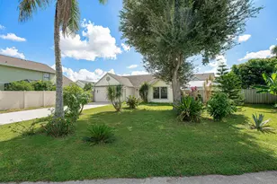 1604 Bayridge Pl, Wellington, FL 33414 - Photo 4
