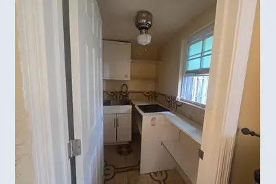 5135 SW 10th Street, Margate, FL 33068 - Photo 6