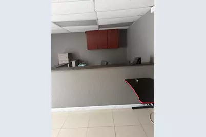 114 SW 2nd Avenue SW, Dania Beach, FL 33004 - Photo 4