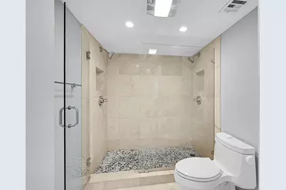 800 E Camino Real #305, Boca Raton, FL 33432 - Photo 24
