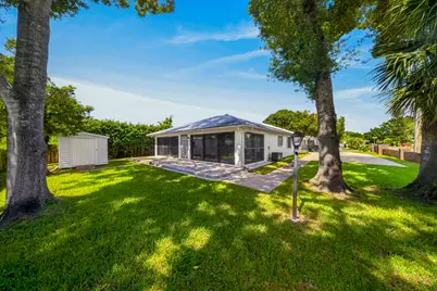 2801 21st Lane, Vero Beach, FL 32960 - Photo 24