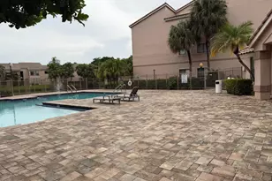 2926 S University Dr, Davie, FL 33328 - Photo 16