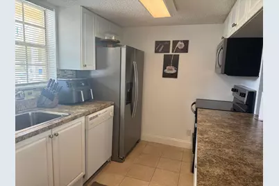 6331 La Costa Drive #B, Boca Raton, FL 33433 - Photo 2