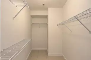 1300 NE 109th St, Miami, FL 33161 - Photo 14