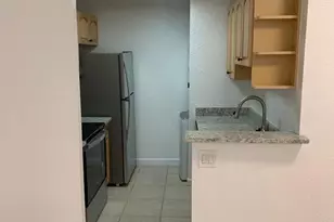 9916 Twin Lakes Dr, Coral Springs, FL 33071 - Photo 2