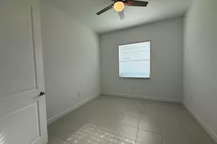 1217 SE Crosswood Wy, Port Saint Lucie, FL 34984 - Photo 12