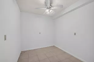 3710 Whitehall Dr, West Palm Beach, FL 33401 - Photo 30