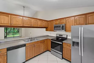 462 Hardwood Pl, Boca Raton, FL 33431 - Photo 12