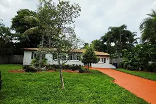 1432 NE 27th St, Wilton Manors, FL 33334 - Photo 1