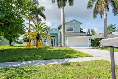 10866 Cambay Circle, Boynton Beach, FL 33437 - Photo 2