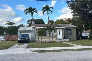 1001 NE 33rd St, Oakland Park, FL 33334 - Photo 2