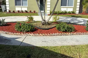 9907 Liberty Ct, Boca Raton, FL 33434 - Photo 2