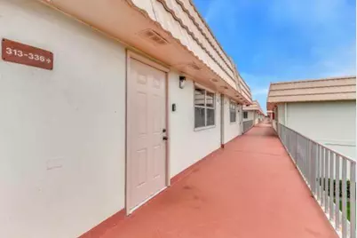 313 Saxony #G, Delray Beach, FL 33446 - Photo 2