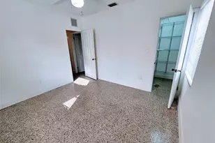 2040 NE 174th St, North Miami Beach, FL 33162 - Photo 18