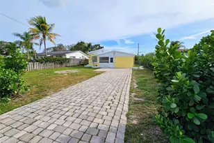 2040 NE 174th St, North Miami Beach, FL 33162 - Photo 1