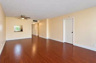 6070 NW 64th Ave NW, Tamarac, FL 33319 - Photo 4