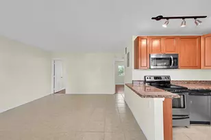 2655 NE 8th Ave, Wilton Manors, FL 33334 - Photo 14