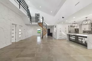 33 Oregon Ln, Boca Raton, FL 33487 - Photo 18