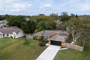353 NW Ferris Dr, Port Saint Lucie, FL 34983 - Photo 2