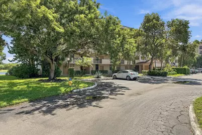 2766 Carambola Circle S #305, Coconut Creek, FL 33066 - Photo 26