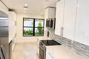6945 Palmar Ct, Boca Raton, FL 33433 - Photo 10