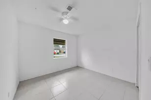 5802 Orange Rd, West Palm Beach, FL 33413 - Photo 22