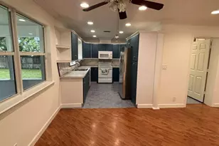 6860 Venetian Dr, Lake Worth, FL 33462 - Photo 4