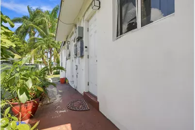 2805 NW 11th Street, Miami, FL 33125 - Photo 16