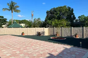 214 SW 3rd Ave, Boynton Beach, FL 33435 - Photo 2
