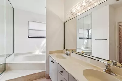 1240 NW 100th Way NW, Plantation, FL 33322 - Photo 28