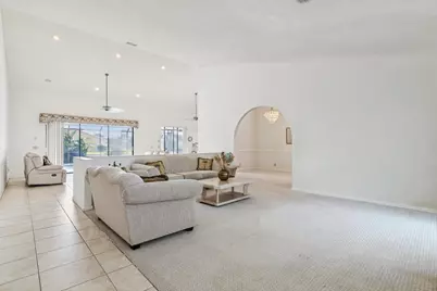 1240 NW 100th Way NW, Plantation, FL 33322 - Photo 10