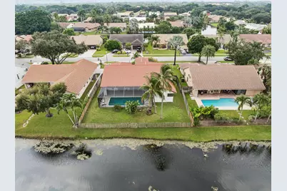 1240 NW 100th Way NW, Plantation, FL 33322 - Photo 4