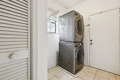 1240 NW 100th Way NW, Plantation, FL 33322 - Photo 22