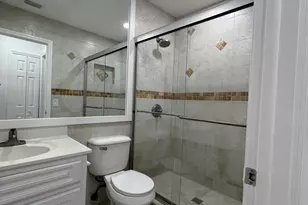 138Xx SW 64th St, Miami, FL 33183 - Photo 8