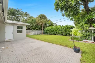 731 NE 49th St, Oakland Park, FL 33334 - Photo 26