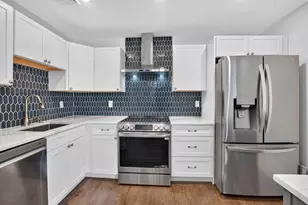 238 SW 10th Ave, Delray Beach, FL 33444 - Photo 2