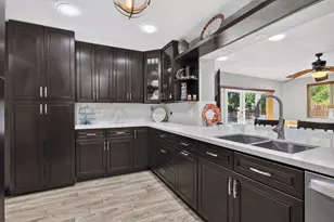 291 SW 60th Ave, Plantation, FL 33317 - Photo 4