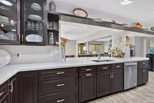 291 SW 60th Ave, Plantation, FL 33317 - Photo 6