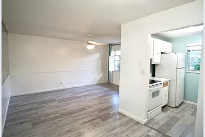 205 NE 3rd Street #203, Boynton Beach, FL 33435 - Photo 4