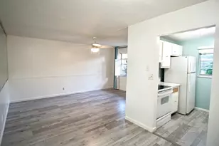205 NE 3rd St, Boynton Beach, FL 33435 - Photo 4