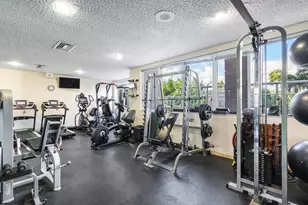3000 Holiday Dr, Fort Lauderdale, FL 33316 - Photo 22