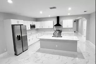 1010 SW California Blvd, Port Saint Lucie, FL 34953 - Photo 8