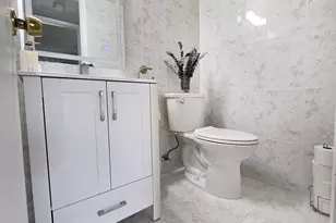 327 Chatham Chatham P, West Palm Beach, FL 33417 - Photo 10