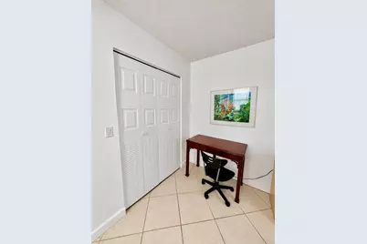 2801 Somerset Drive #106, Lauderdale Lakes, FL 33311 - Photo 10