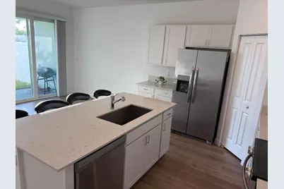 4181 Lagoon Shore Drive, Lake Worth, FL 33467 - Photo 14